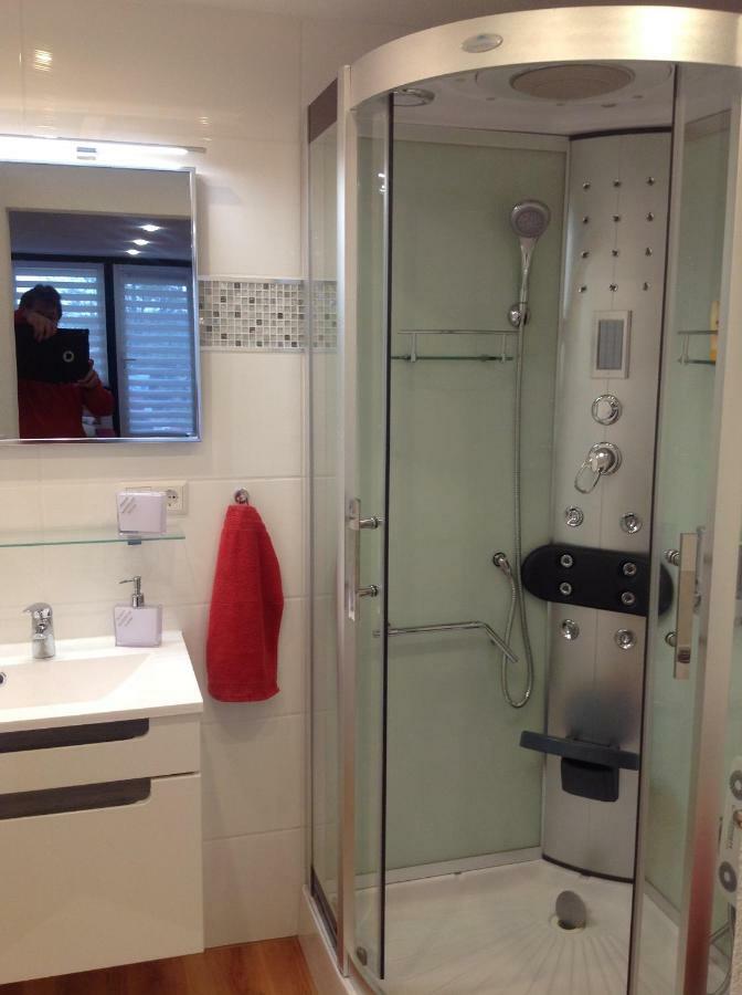 H15 Ap6 Mit Beheiztem Innenpool Apartment