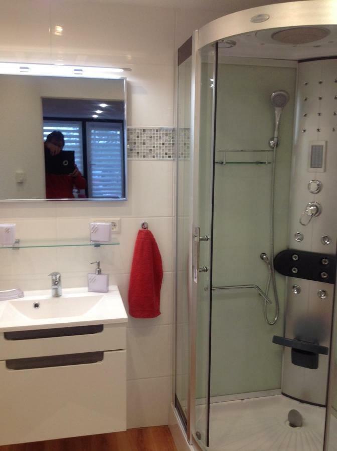 H15 Ap6 Mit Beheiztem Innenpool Apartment Sasbachwalden
